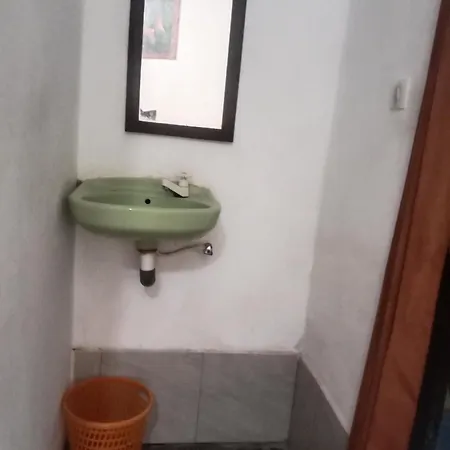 Ramdan Homestay Kuta  Extérieur photo
